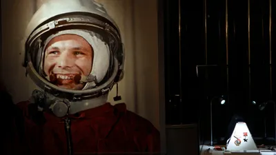 Yuri Gagarin in London: how to impress the Queen and become a British hero  | Афиша Лондон