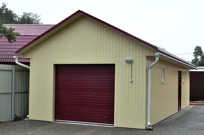 Проекты гаражей для одной машины, на две и более. Индивидуальные проекты -  Шведский металлический гараж на даче – за неделю!