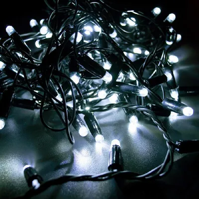 Светодиодная гирлянда \"Роса\", 15 м., 100 LED, на батарейках, холодный  белый, зеленый провод. 03-3828 купить в Москве – цена в интернет-магазине