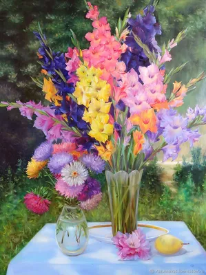 Букет из гладиолусов в вазе - заказать доставку цветов в Москве от Leto  Flowers