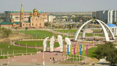 Park Named First President Republic Kazakhstan City Aktobe Day Night Stock  Photo by ©neiezhmakov 228500726