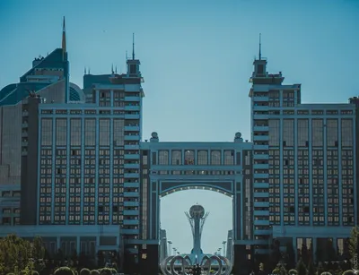 Астана официально переименована в Нур-Султан