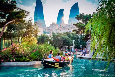 Building of Baku City Executive Power - Wikipedia