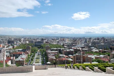 Что посмотреть в окрестностях Еревана за день, куда отправиться ради  красивых видов и достопримечательностей — Яндекс Путешествия