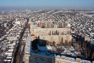 Город Саратов с предмостовой высотки - Волга Фото