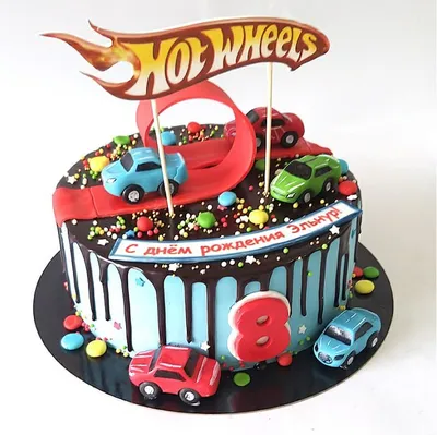 🚘Торт «Hot Wheels»🚘 ⠀ Недавно к нам поступил заказ от мамы юного  поклонника машинок «Hot Wheels» с просьбой оформить именинный торт в… |  Instagram