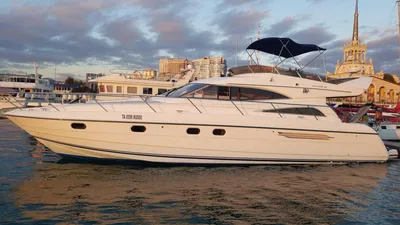 Majesty 44 фута стандарт яхта аренда в Дубае - Gold's Yacht