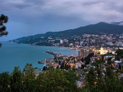 Файл:Yalta-Massandra.JPG — Википедия