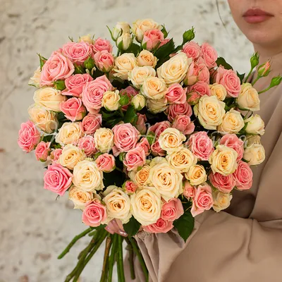 Цветочный улёт: яркий букет цветов за 7555 по цене 7555 ₽ - купить в  RoseMarkt с доставкой по Санкт-Петербургу