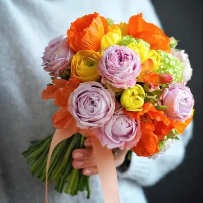 Купить Букет невесты из пионовидной розы \"Яркий\" в Ростове-на-Дону недорого