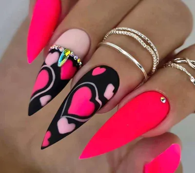 Маникюр в стиле поп-арт — новый тренд яркого дизайна ногтей на это лето