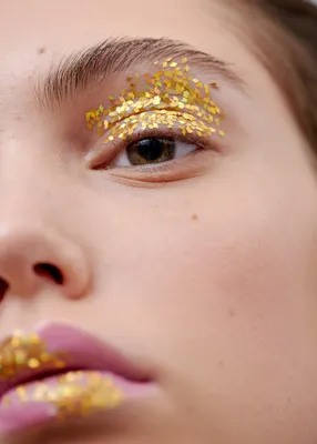 Эффектный макияж на Новый год 2025 - самые красивые и шикарные идеи  новогоднего мейкапа