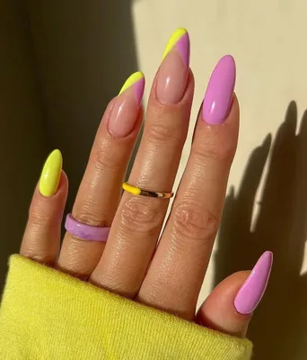 Яркий маникюр на лето 2022: 10 модных дизайнов ногтей | theGirl