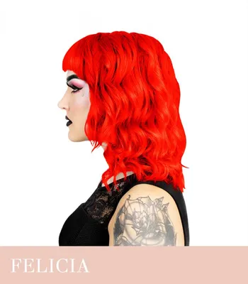 Девушка с ярко-красными волосами» — создано в Шедевруме