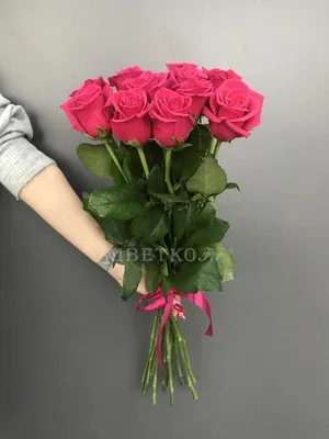 Букет \"11 ярко-розовых роз\", доставка цветов по городу в течение 1 часа -  ЦветкоFF Тюмень