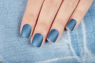 Синий маникюр: как носить самый трендовый оттенок лета на ногтях - Beauty  HUB