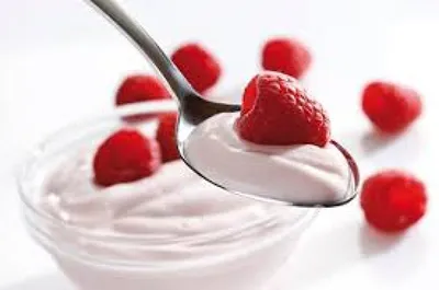 Йогурт питьевой «Савушкин» лесная ягода, 2%, 930 г купить в Минске:  недорого в интернет-магазине Едоставка