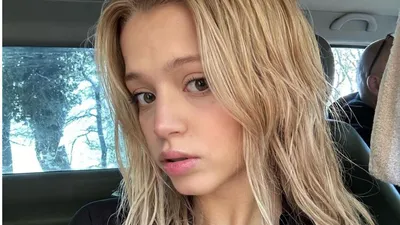 Скачать бесплатно фотографию Юлии Гаврилиной в формате GIF