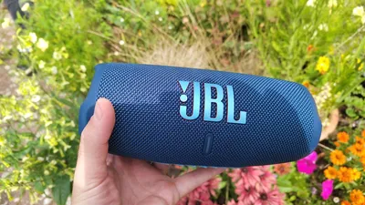 JBL Authentics 200 Review: A Great Little Smart Speaker | WIRED