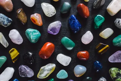 Коллекция минералов 25 натуральных камней - купить с доставкой по выгодным  ценам в интернет-магазине OZON (262213319)