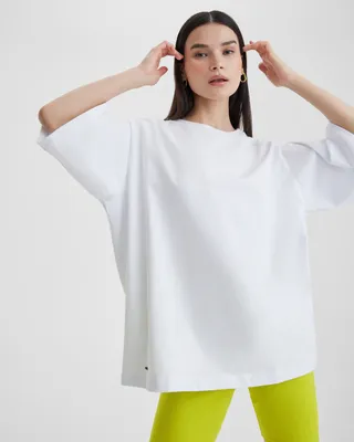 С чем носить белую футболку: 10 простых и стильных образов | theGirl