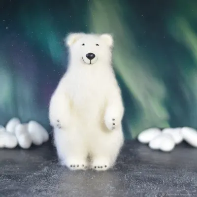 Белый медведь - символ Ленинградского зоопарка