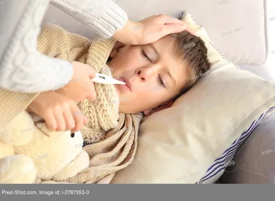 Больной Ребенок Стоковые Фотографии | FreeImages