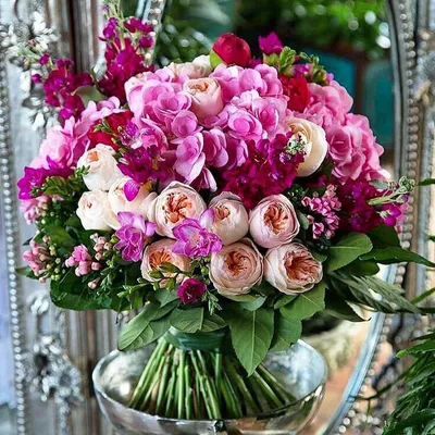 Букет роз «любимой»❤️, артикул F1241912 - 1520 рублей, доставка по городу.  Flawery - доставка цветов