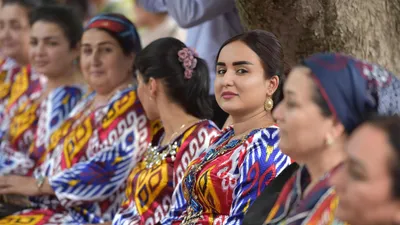 Девушки Таджикистана 30-40-х годов: Как они выглядели и как одевались |  Новости Таджикистана ASIA-Plus