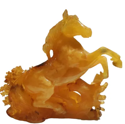 Статуэтка из янтаря \"Конь\" - [арт.265-28], цена: 1020600 рублей.  Эксклюзивные лошадь, животные в интернет-магазине подарков LuxPodarki.