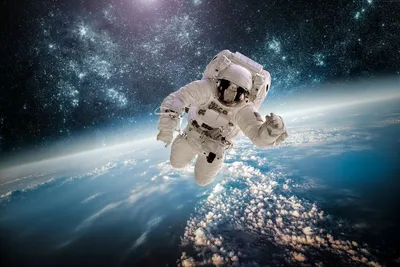 Выход в открытый космос Сергея Прокопьева и Дмитрия Петелина 3 мая - YouTube