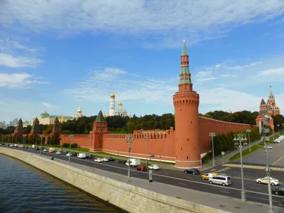 Экскурсия по Московскому Кремлю и Красной площади – «Незабываемая Москва»