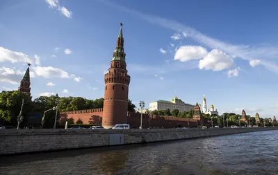 Московский Кремль зимой - Оссовский П.П. Подробное описание экспоната,  аудиогид, интересные факты. Официальный сайт Artefact