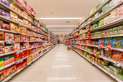 Россияне стали реже ходить в продуктовые магазины - Ведомости