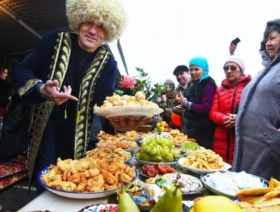 ☀️Иди Наврӯз муборак! Ба Шумо ободу сарбаландиҳо ва саодатмандиҳо таманно  дорем!🌷 ⠀ ☀️С праздником Навруз! Желаем Вам вееннего настроения, счастья  и... | By Mario Manzoni.TJ | Facebook