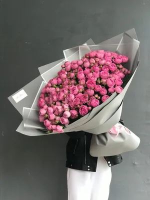 Огромный букет из красивых роз, артикул F1112040 - 42459 рублей, доставка  по городу. Flawery - доставка цветов в