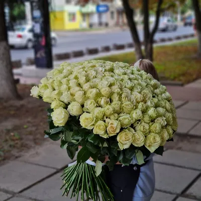 Огромный букет цветов в Нижнем Новгороде с доставкой на дом