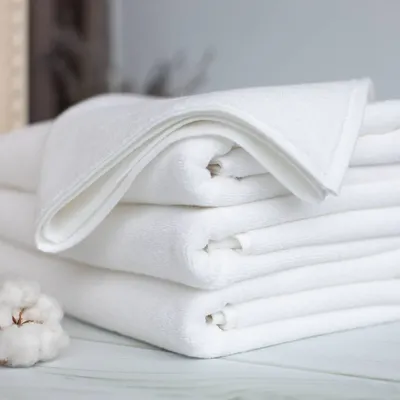 Полотенце махровое Bend 30х50 белый – купить по цене 879 руб. в  интернет-магазине Cleanelly