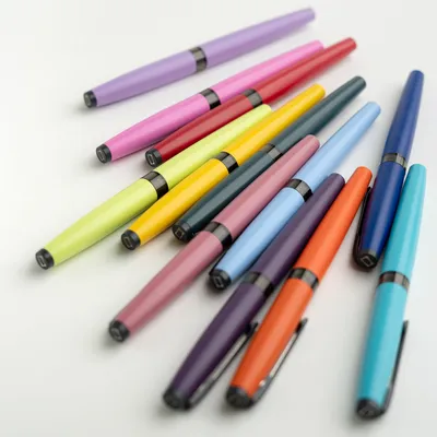 Ручки шариковые Erhaft цветные, 4 шт. купить по цене 48.9 ₽ в  интернет-магазине Детский мир