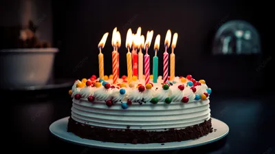 торт со свечками сверху, картинка именинного торта со свечами, кекс, свеча  фон картинки и Фото для бесплатной загрузки