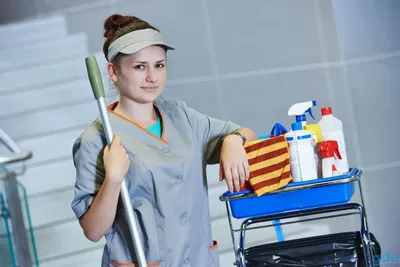 Уборщица в офис Киева - сколько стоит, почему у частников не дешевле