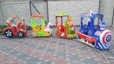 Веселый паровозик» трансформер для детского сада