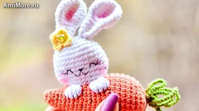 Заяц с морковкой рисунок - 64 фото
