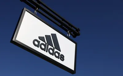 Adidas приостановит работу своих магазинов в России — РБК