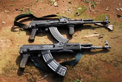 Ak47 On Wooden Background Stock Photo - Download Image Now - AK-47, Rifle,  Kalashnikov - iStock