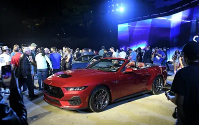 View Photos of New Details on the 2024 Ford Mustang Dark Horse