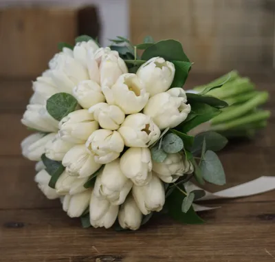 Букет из 15 белых тюльпанов купить в Минске - LIONflowers