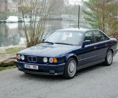 Auction Car of the Week: 1990 BMW E34 M5