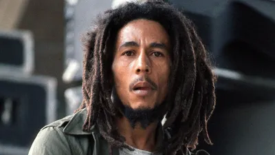 Bob Marley, Боб Марли кружка хамелеон двухцветная (цвет: белый + красный) |  Все футболки интернет магазин футболок. Дизайнерские футболки, футболки The  Mountain, Yakuza, Liquid Blue
