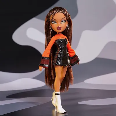 Братц 2018: Новая коллекционная серия | Макияж для куклы, Модные куклы,  Суперкрошки